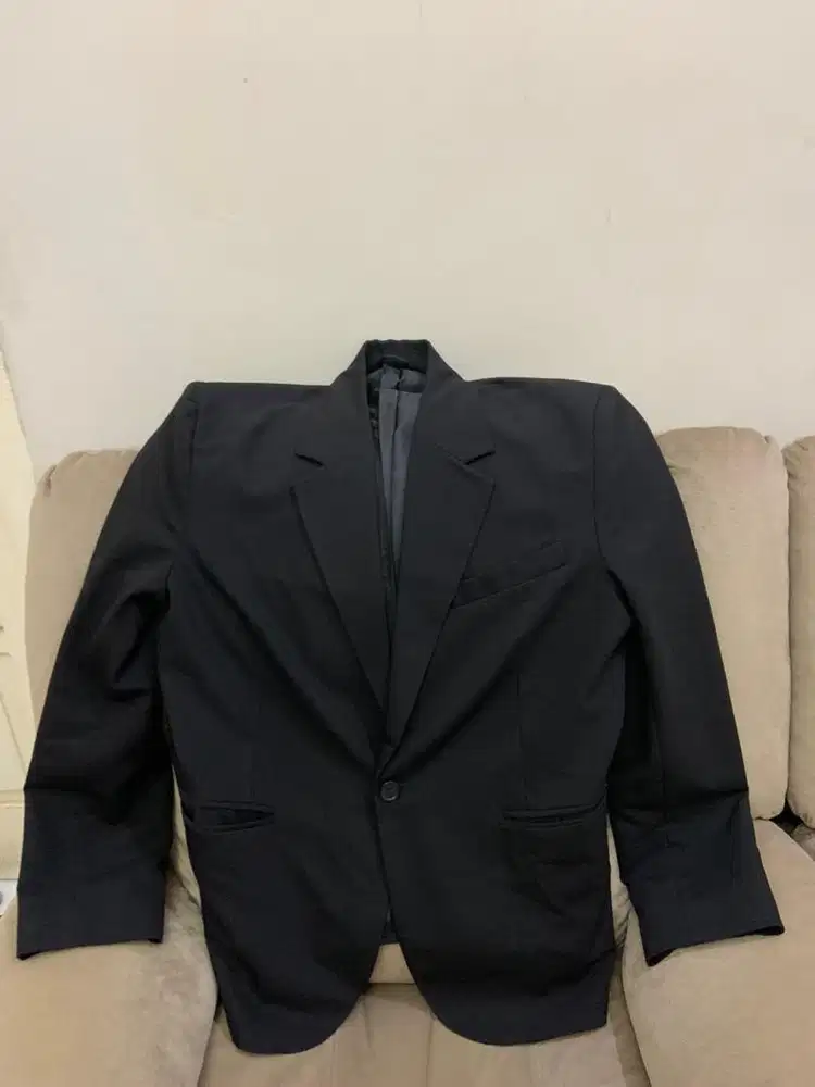 ( Rare ) Bershka Soft Black Blazer