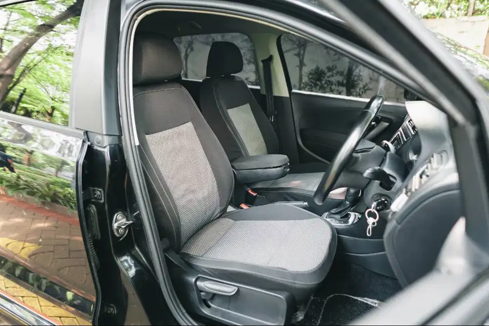 KM40rb CBU Polo TSI 2017 GT 2018 VW Jazz Volkswagen yaris 2019 tgn1