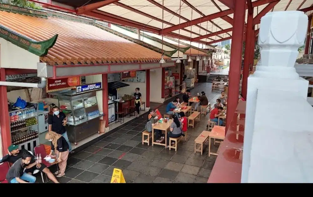 Part time jaga stand makanan