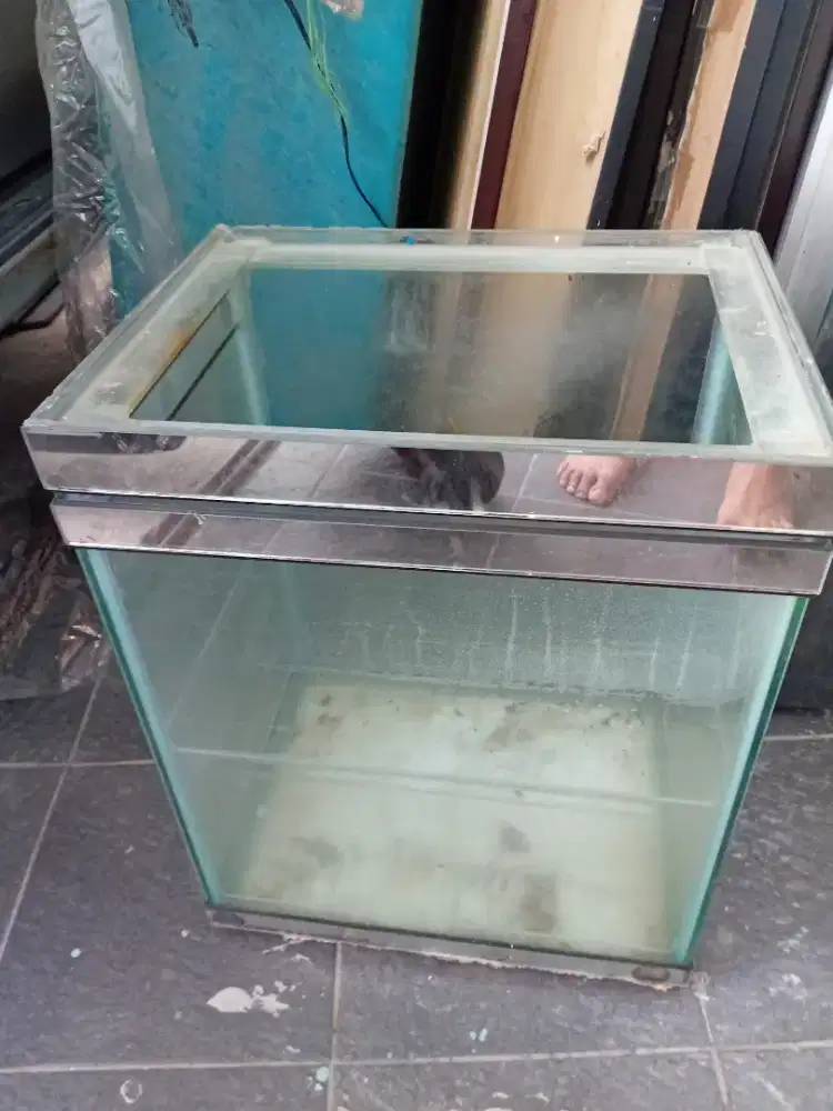 Jual aquarium bekas