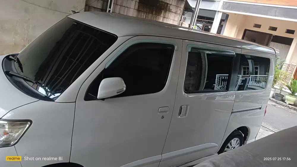 Daihatsu Luxio 2014 Bensin