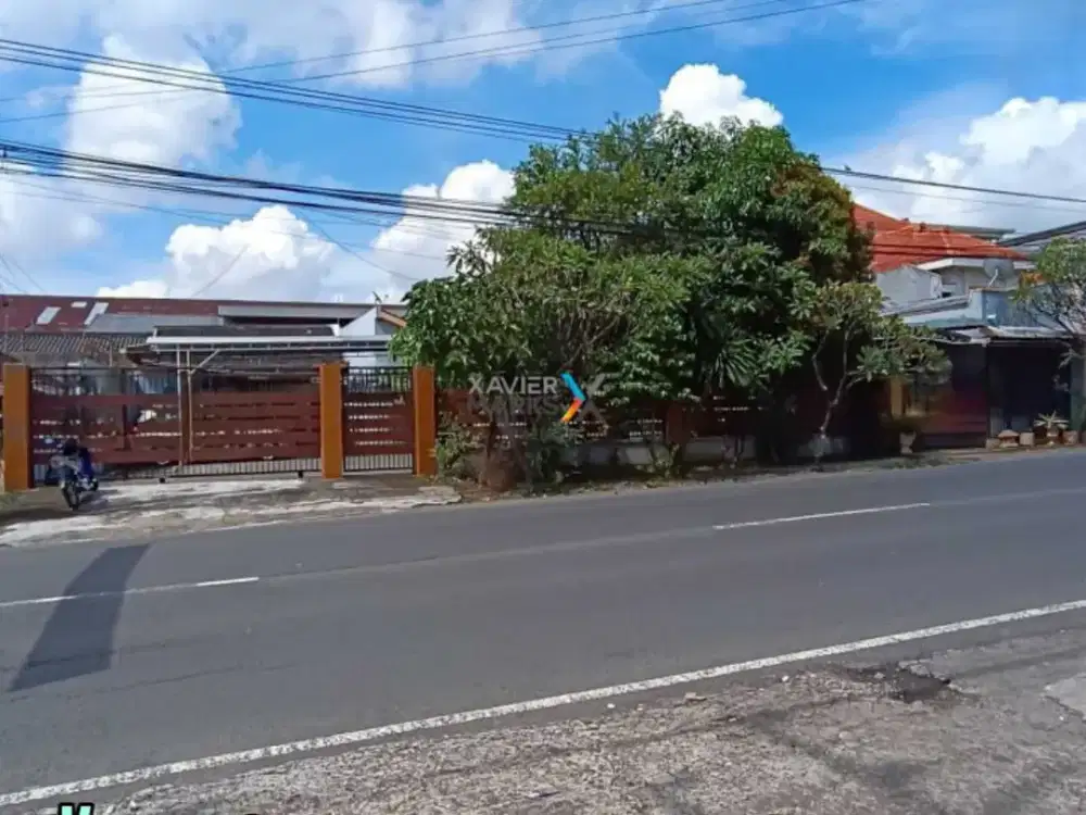 Rumah plus kos aktif di poros jalan raya Perusahaan Karanglo Malang
