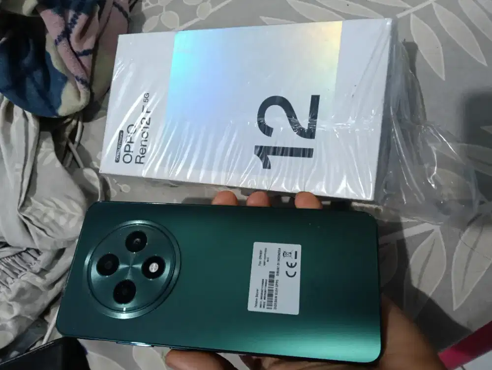 Oppo reno 12F 5G ram 12/256