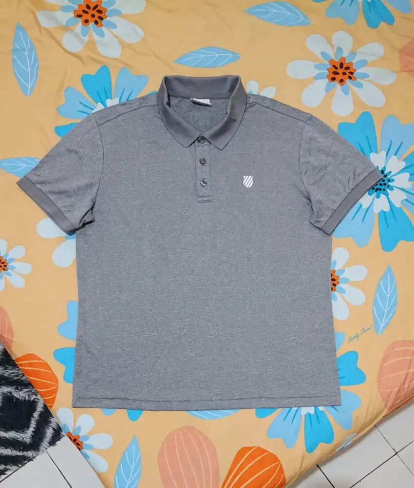 Kaos Kerah Olahraga Lengan Pendek K-Swiss Polo Shirt Abu Size L