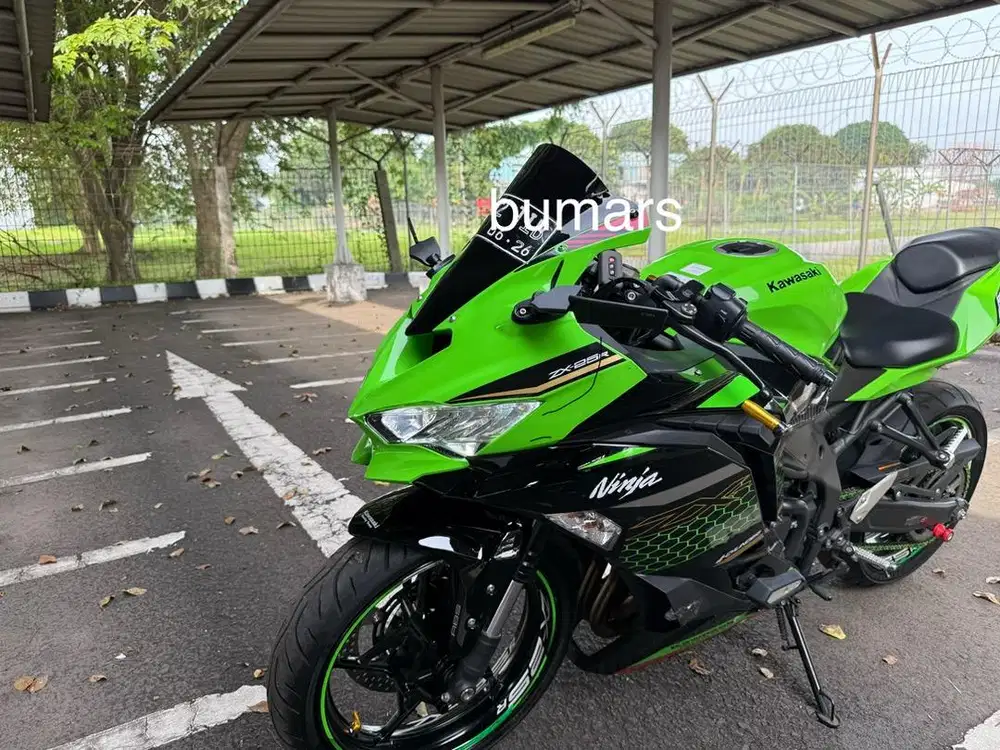 Kawasaki ninja zx 25R Abs 2021 Low km 6 ribu