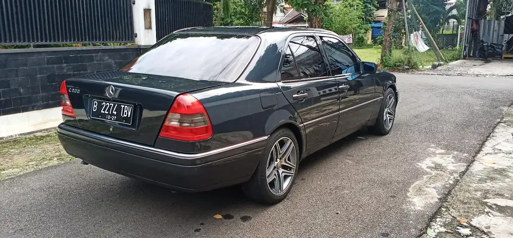 Mercedes-Benz C200 1996 Bensin