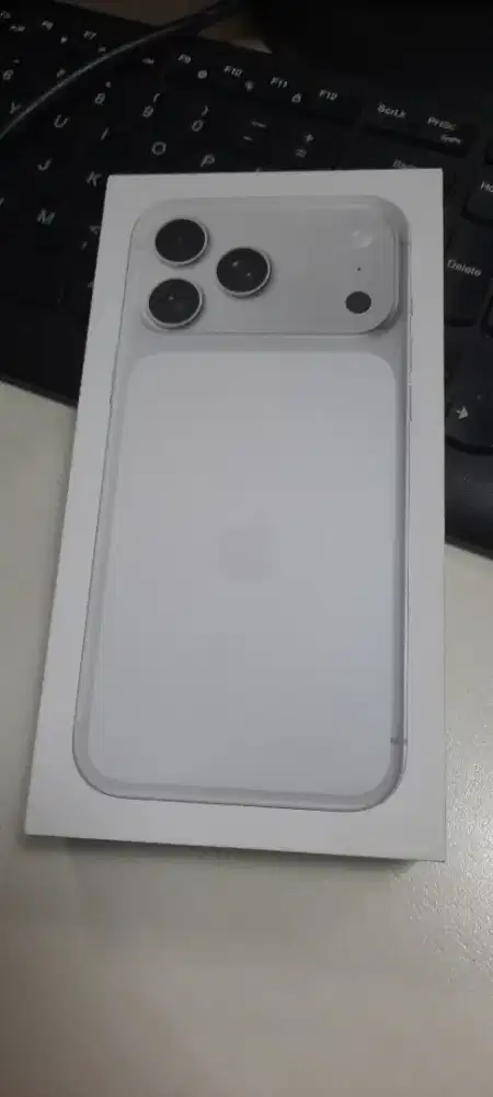 iPhone 17 Promax 2TB Silver NEW