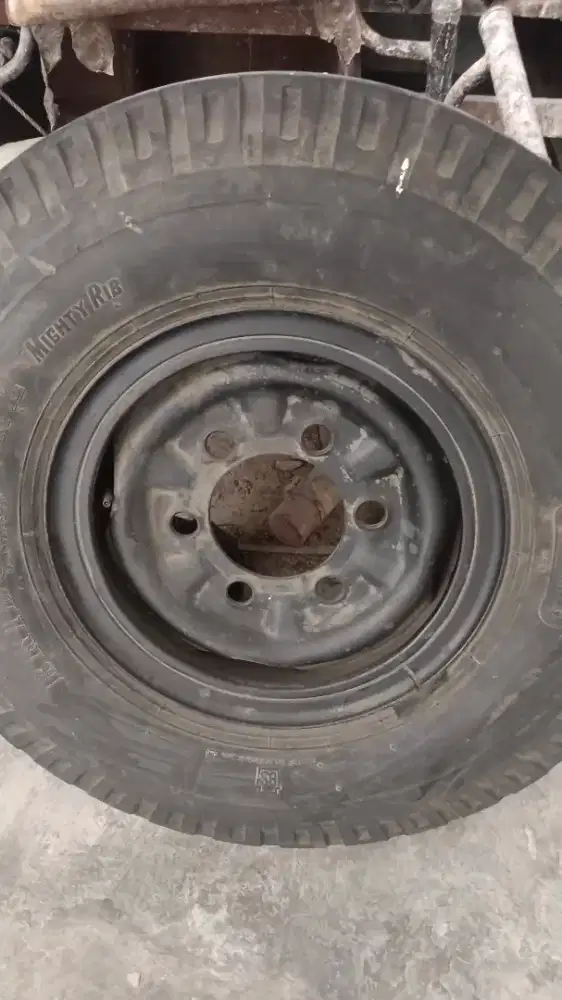 Velg ban truk engkel bridgestone