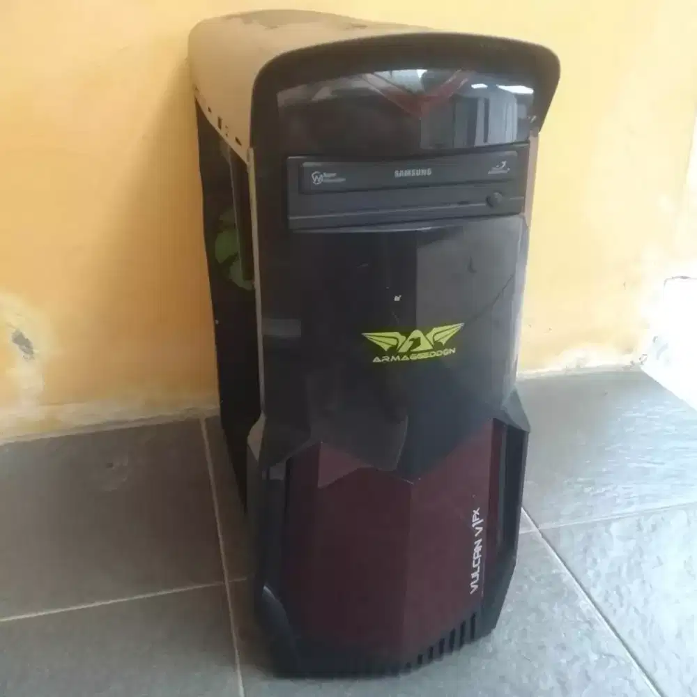 PC Desktop Intel Xeon E3-1220 (i5-2400) • Radeon HD7730 2GB