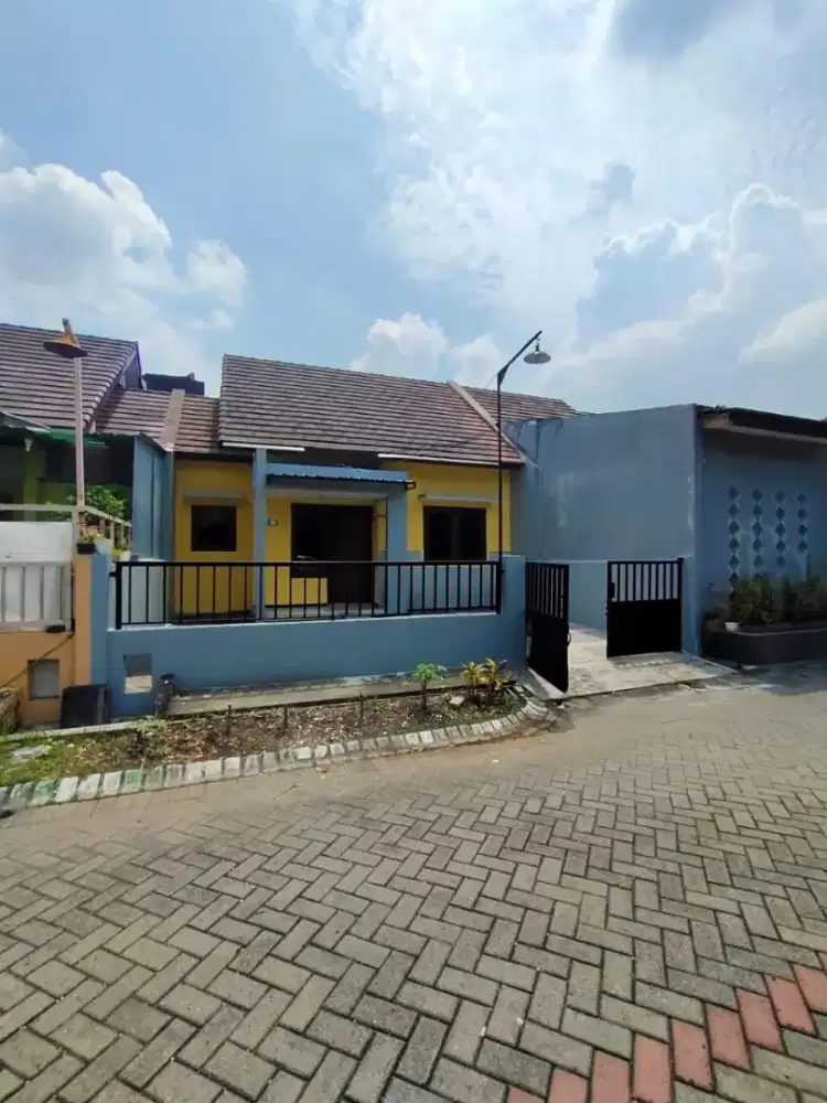 DIJUAL RUMAH DI GRIYA BABATAN MUKTI WIYUNG,HARGA NEGO