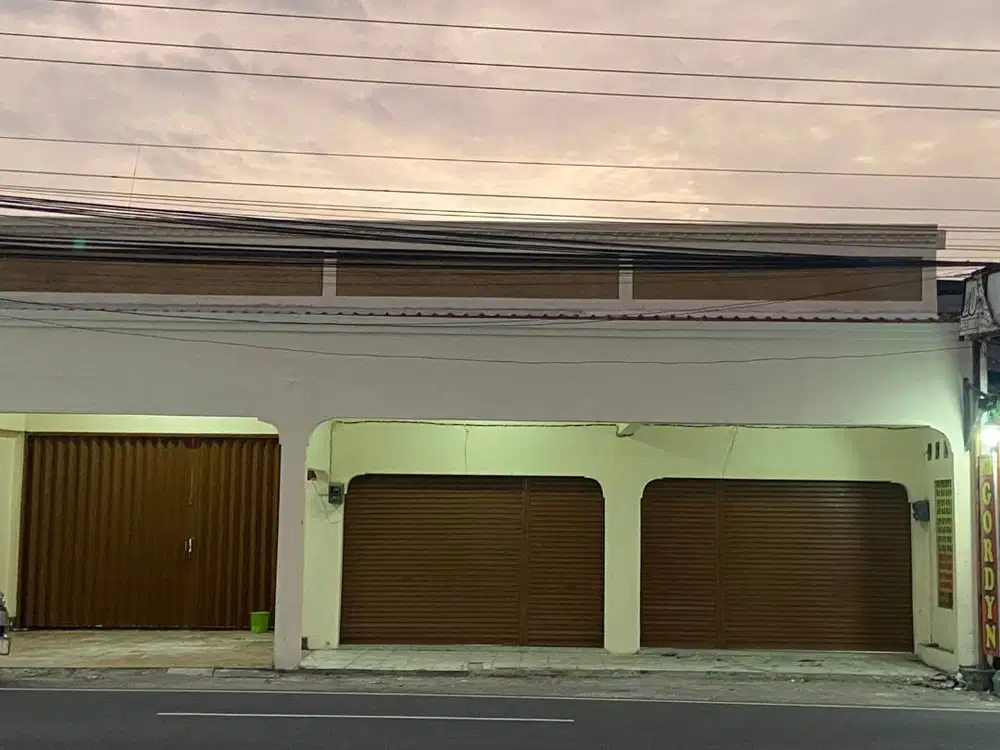 Ruko Dikontrakan (lokasi Strategis)