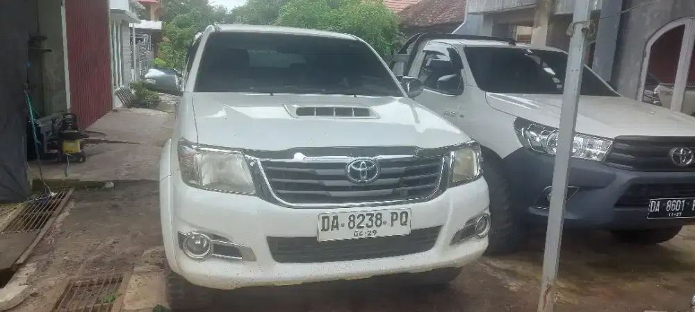 jual hilux Double cabin type G diesel 4x4