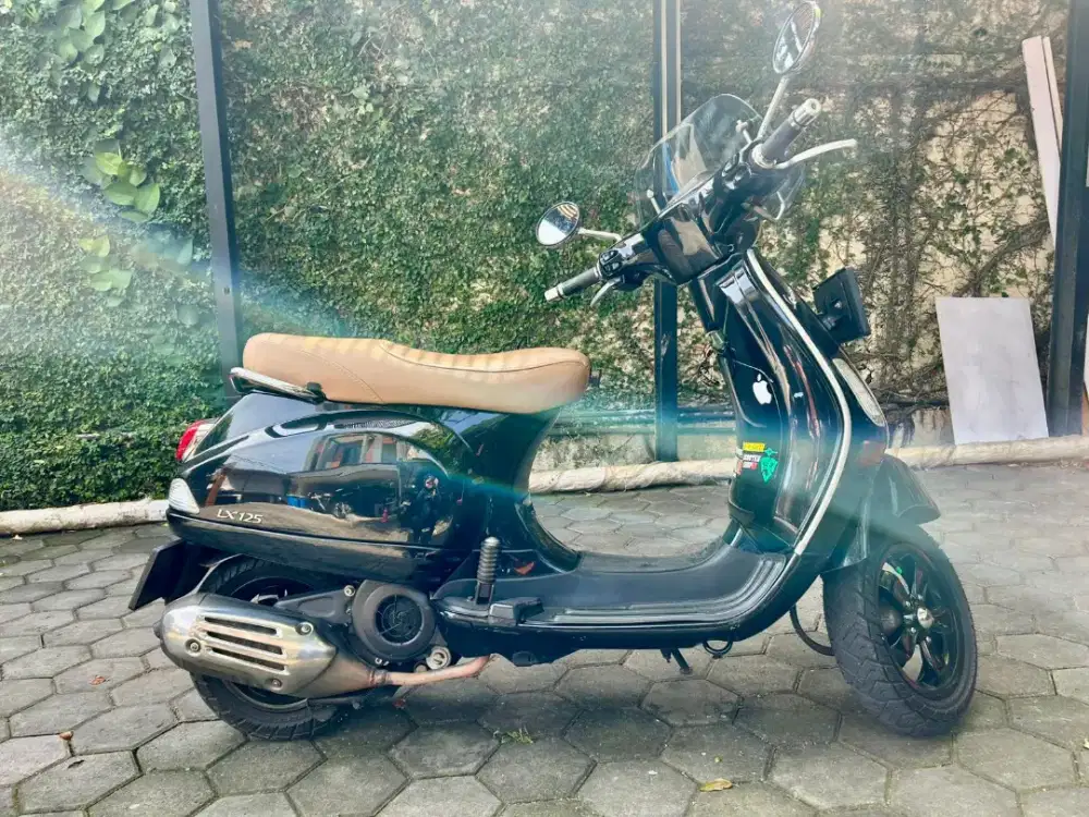 Dijual Vespa LX Iget 125 3v Tahun 2019