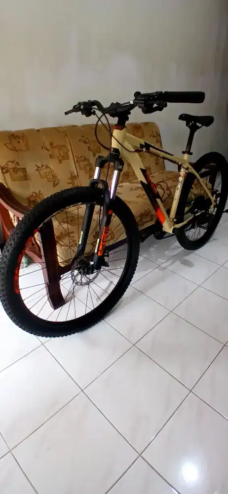 Sepeda Gunung Polygon Cascade 3 Size M