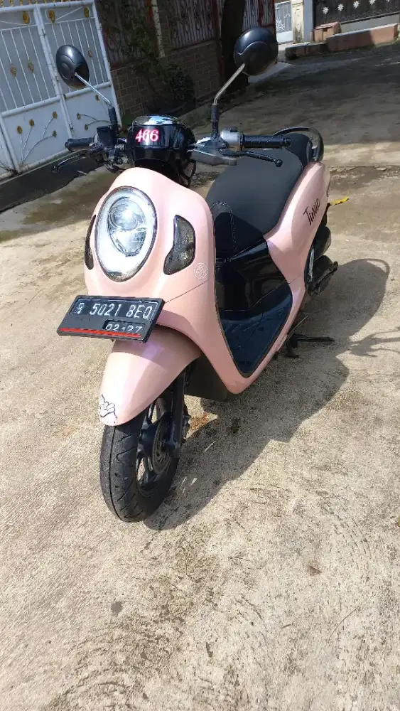 Scoopy tahun 2022 ss lengkap