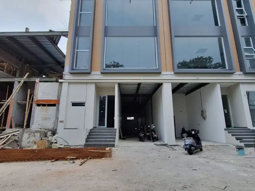 DIJUAL DAN DISEWAKAN GUDANG 3 LANTAI JALAN PETA UTARA CENGKARENG JAKARTA BARAT