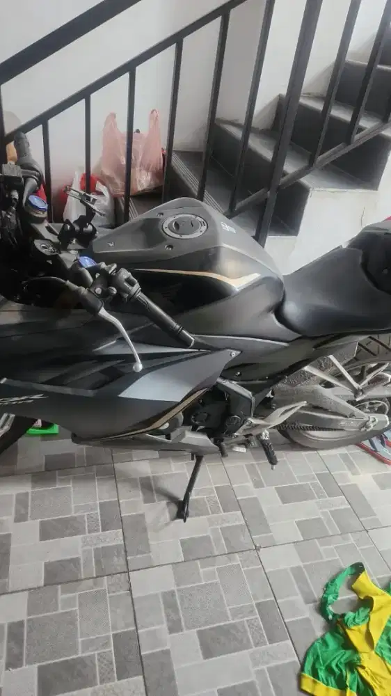 motor CBR 150 ktahun 2024 kilometer rendah