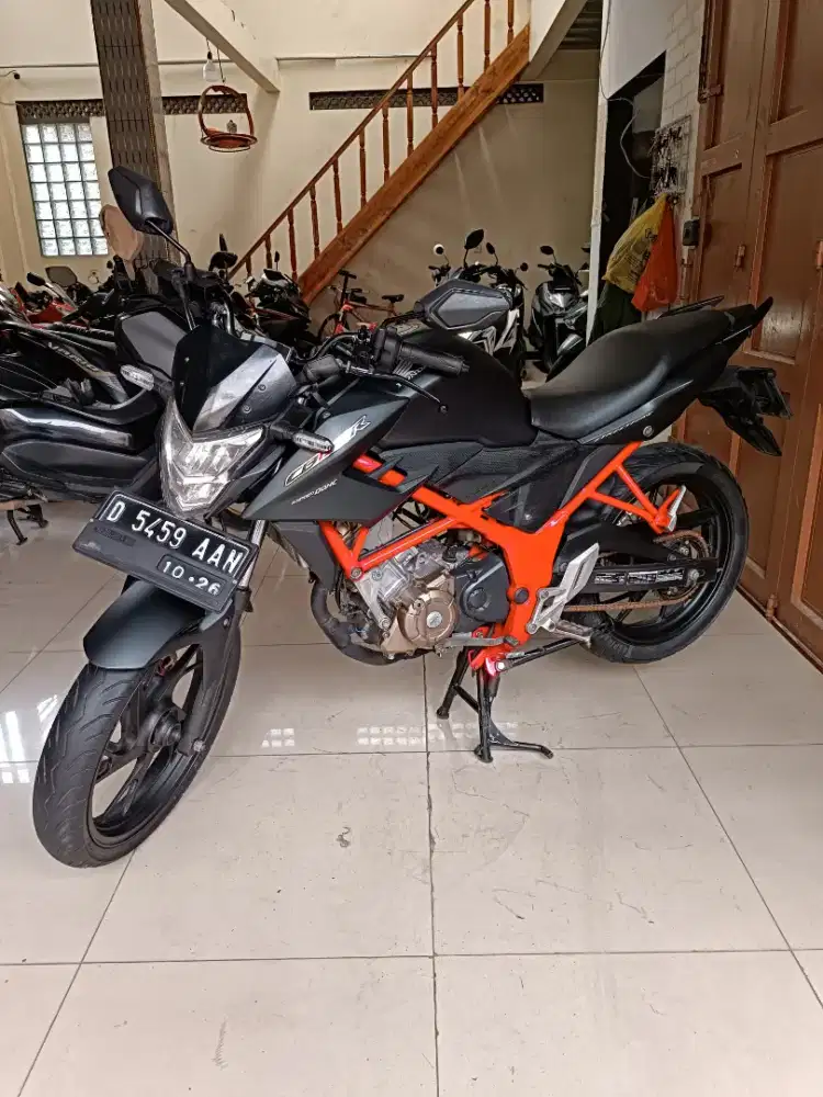 HONDA CB 150R TAHUN 2016 MULUS