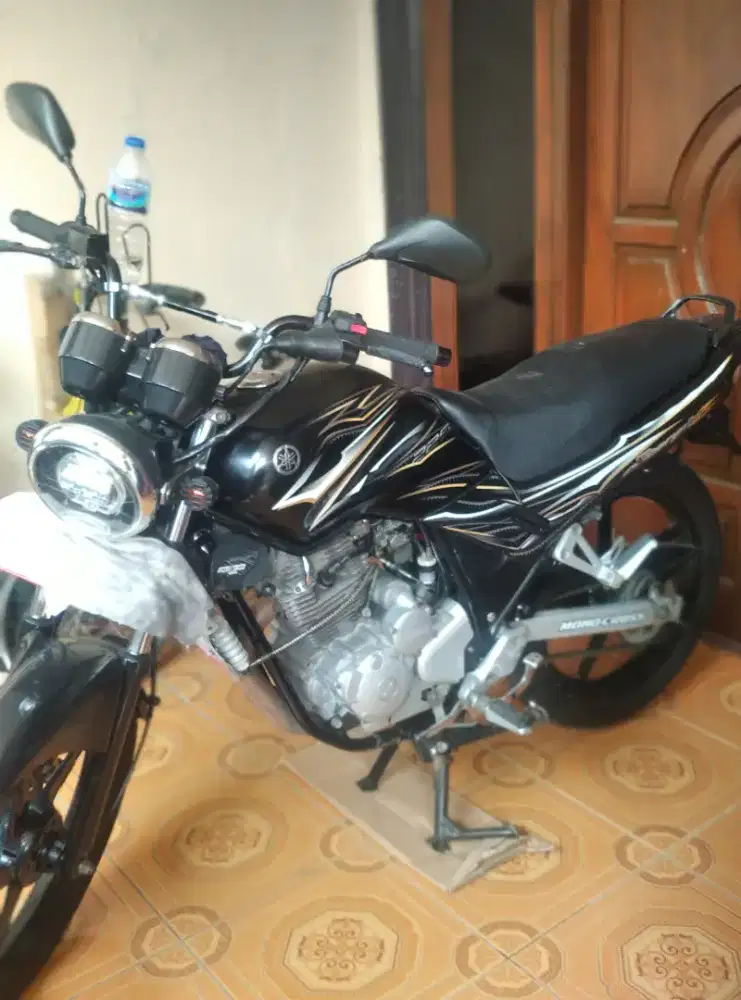 Scorpio z 2009 (antik)