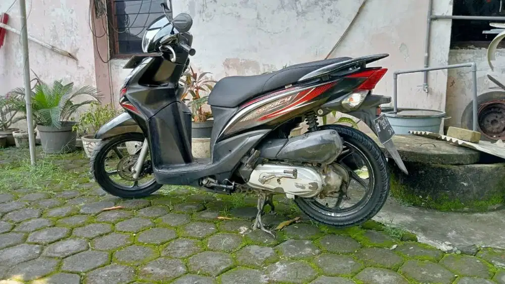 Honda Matic Spacy 2011 (Karburator) Warna Hitam