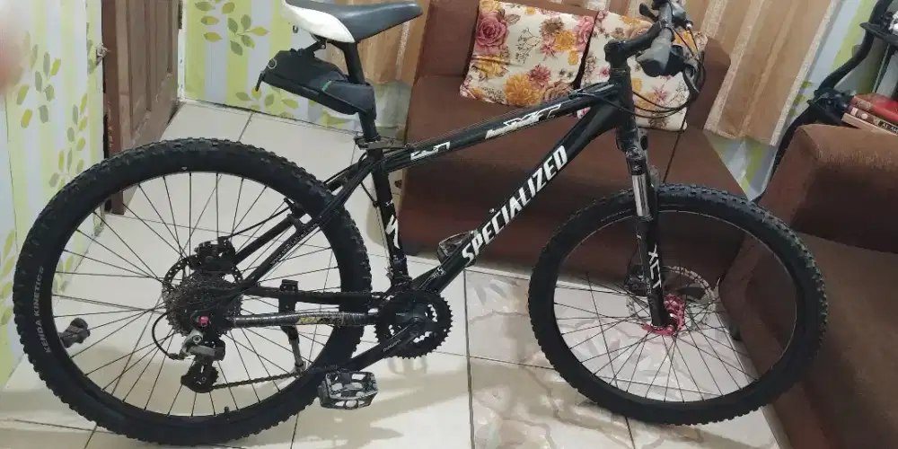 Di jual sepeda gunung SPECIALIZED HADROCK