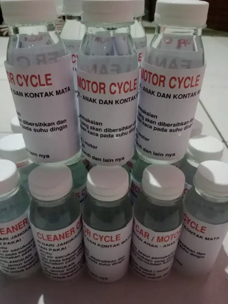 Pembersih kerak motor