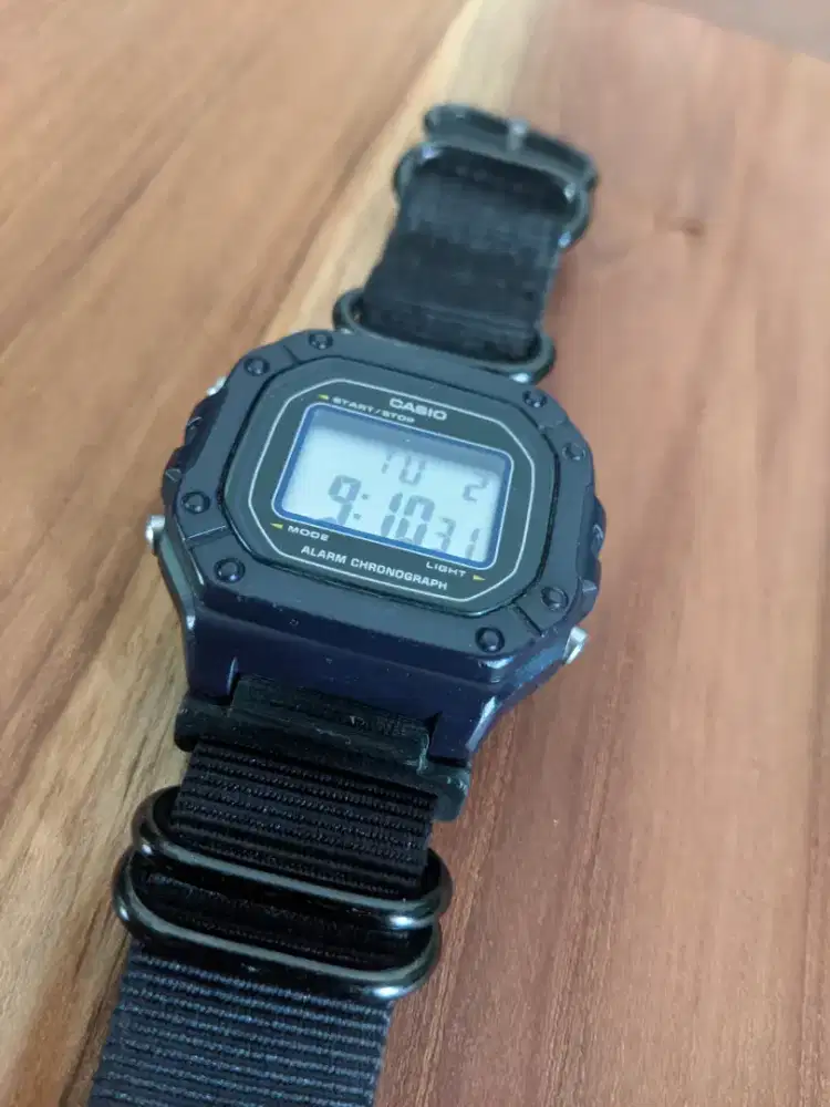 Jam Casio W-218H