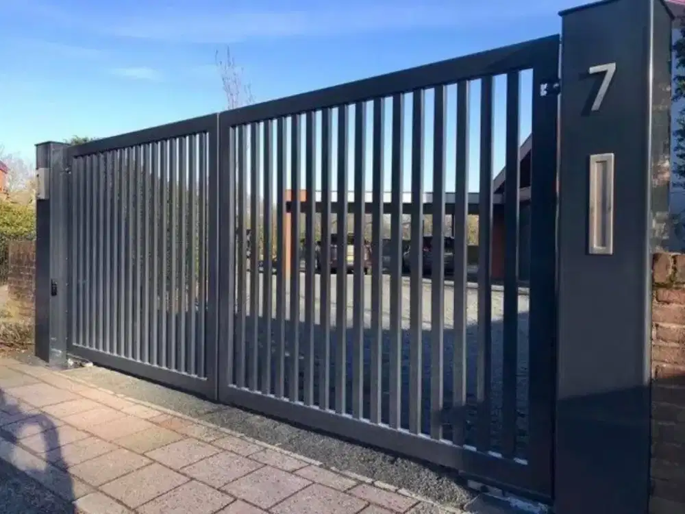 Pagar minimalis modern besi hollo galvanis berkualitas anti karat