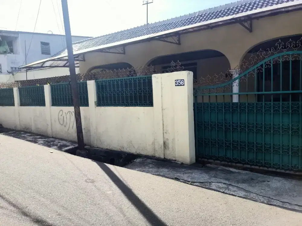 Rumah Hoki dekat Stasiun MRT Pasar Blok A, Jakarta Selatan