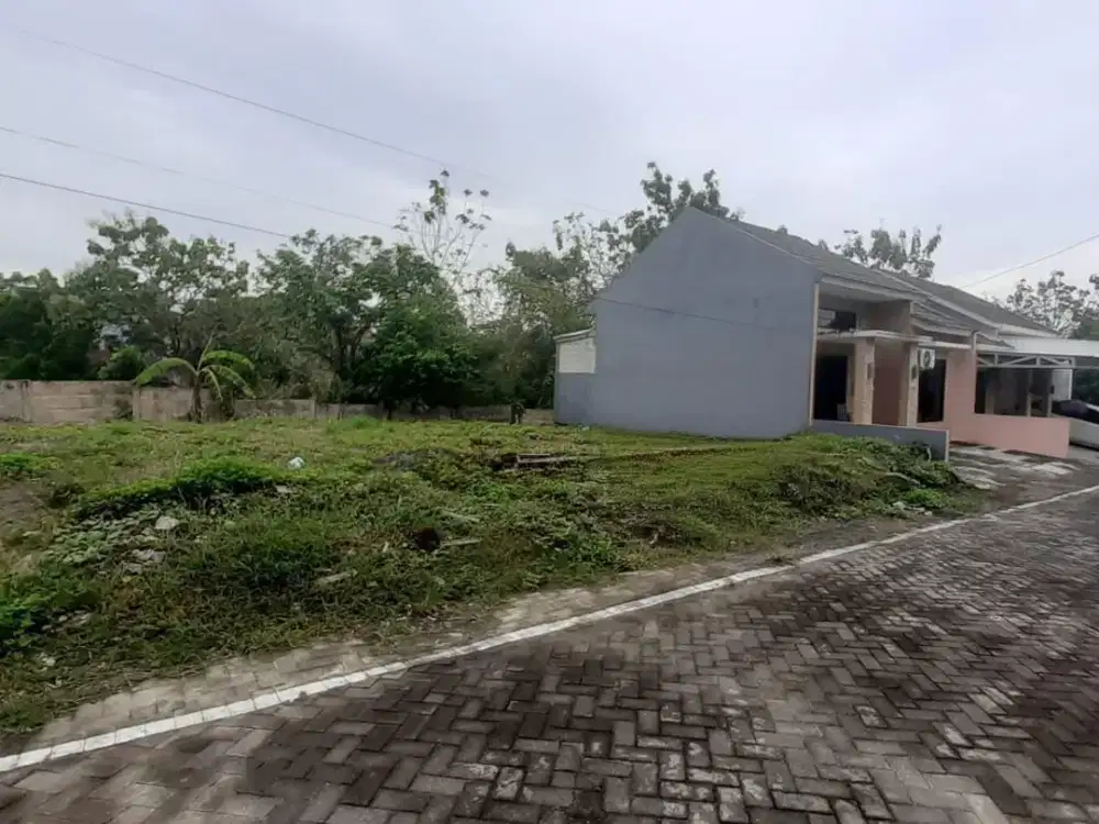 Tanah strategis luas 150m2 Villa Mulawarman Dekat TEMBALANG