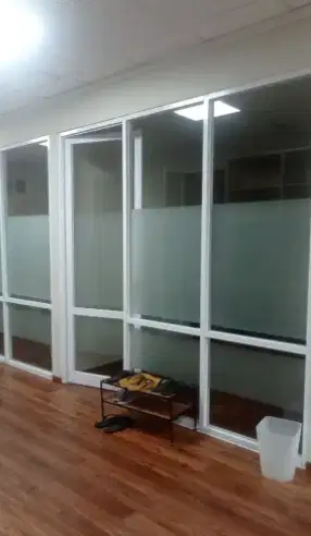 Sedia jasa Pemasangan Kaca Film untuk segala Bangunan