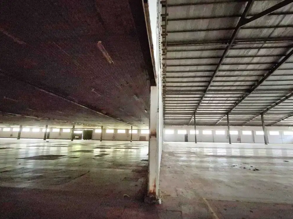 Sewa gudang siap pakai jarang ada luas sebesar ini bebas banjir macet