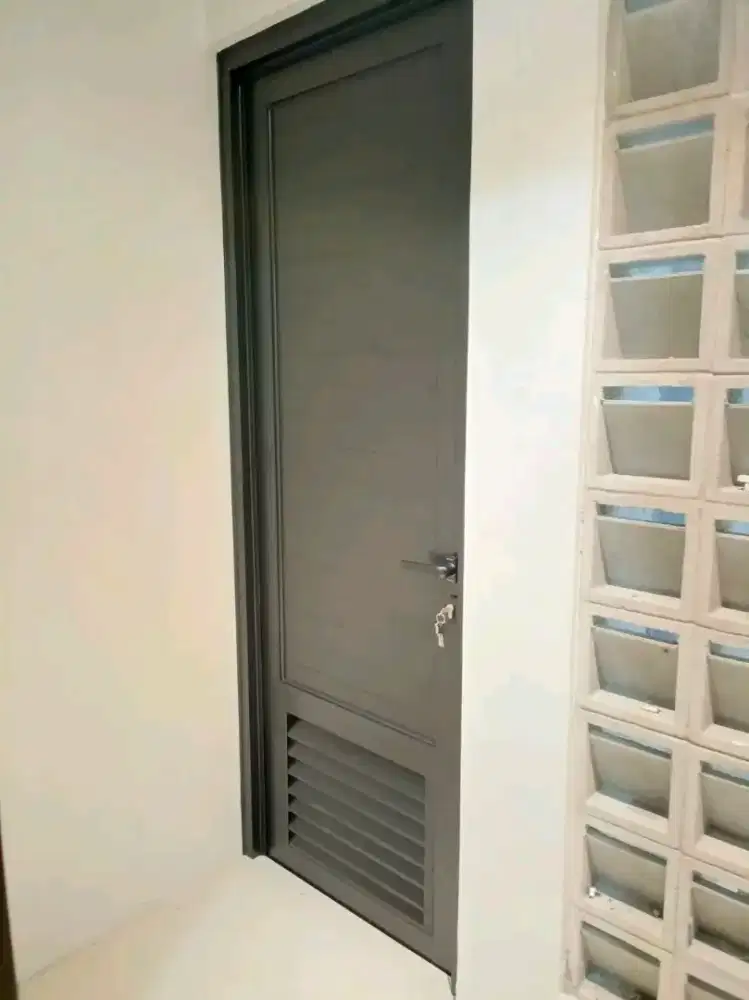 Kusen pintu dan jendela alumunium