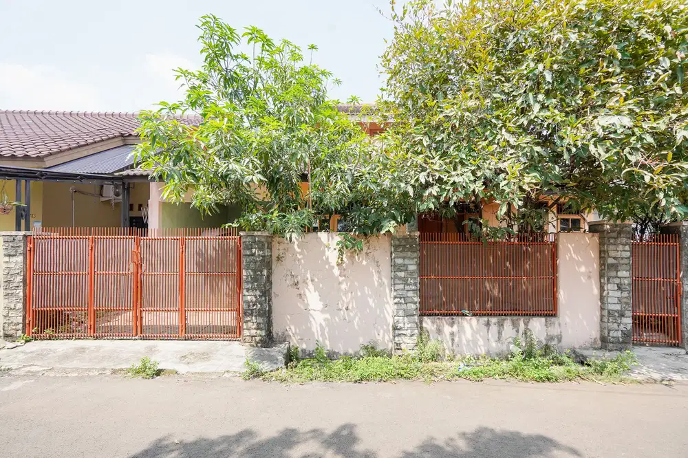 Rumah LT 154 di Bekasi 6 menit ke RS EMC Pekayon Dibantu KPR J-36990