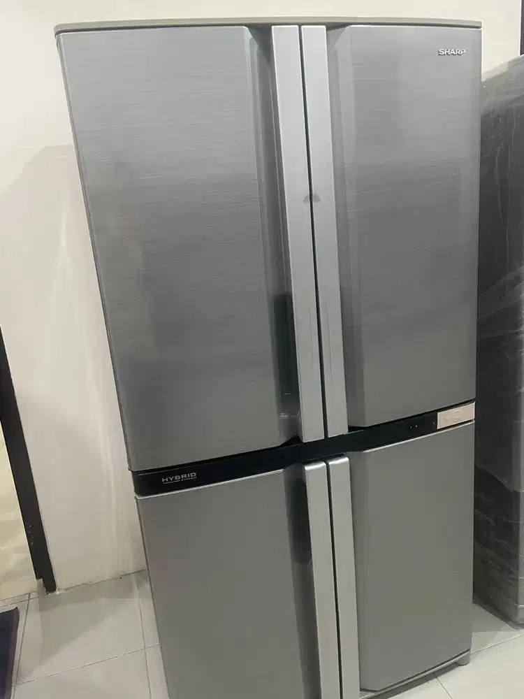 Kulkas Sharp side by side 4 pintu