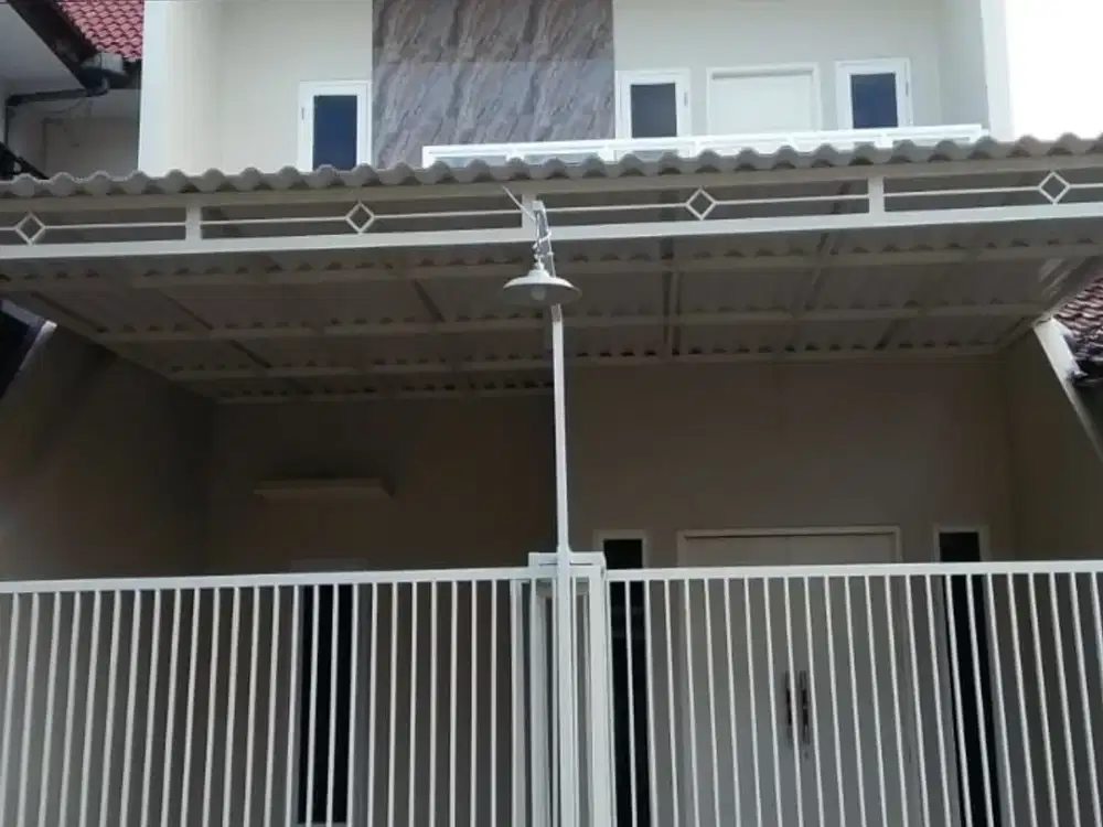 Dijual Rumah 2 lantai di Jl Jambu Pondok Tjandra Sidoarjo