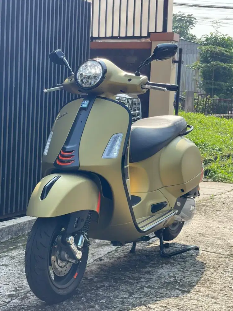 GTS 150 SUPERSPORT 2024