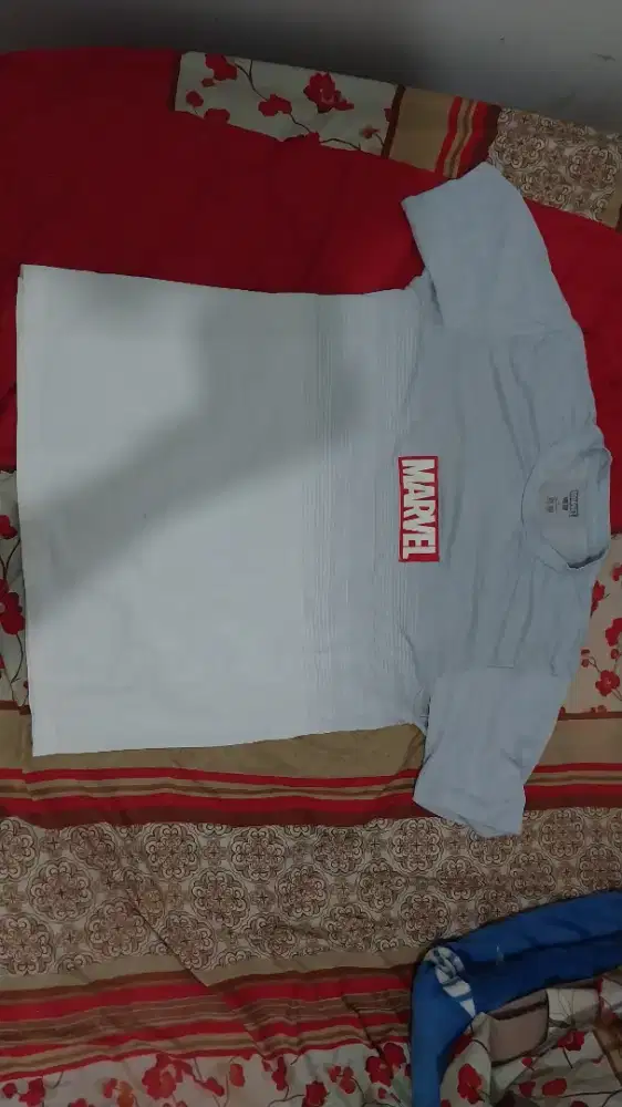 Uniqlo Marvel Graphic T-shirt
