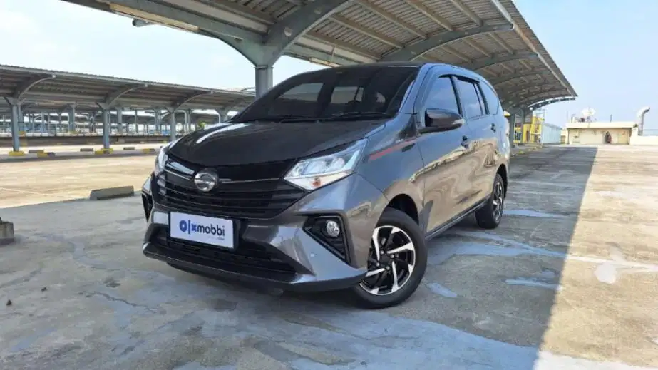 Like New TDP 8JT - Daihatsu Sigra 1.2 R Deluxe Bensin-AT 2024 Abu