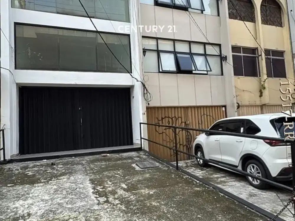 Di Jual Atau Di Sewakan Ruko 3 Lantai Di Lokasi Strategis