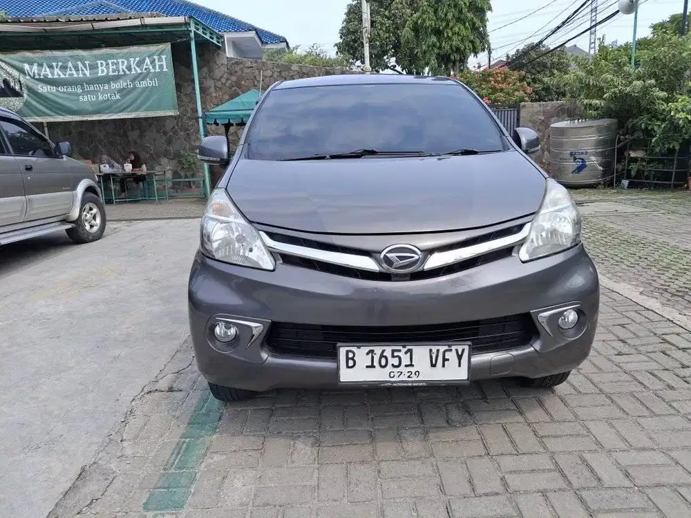 DAIHATSHU XENIA.R.DELUXE MANUAL TH 2014.