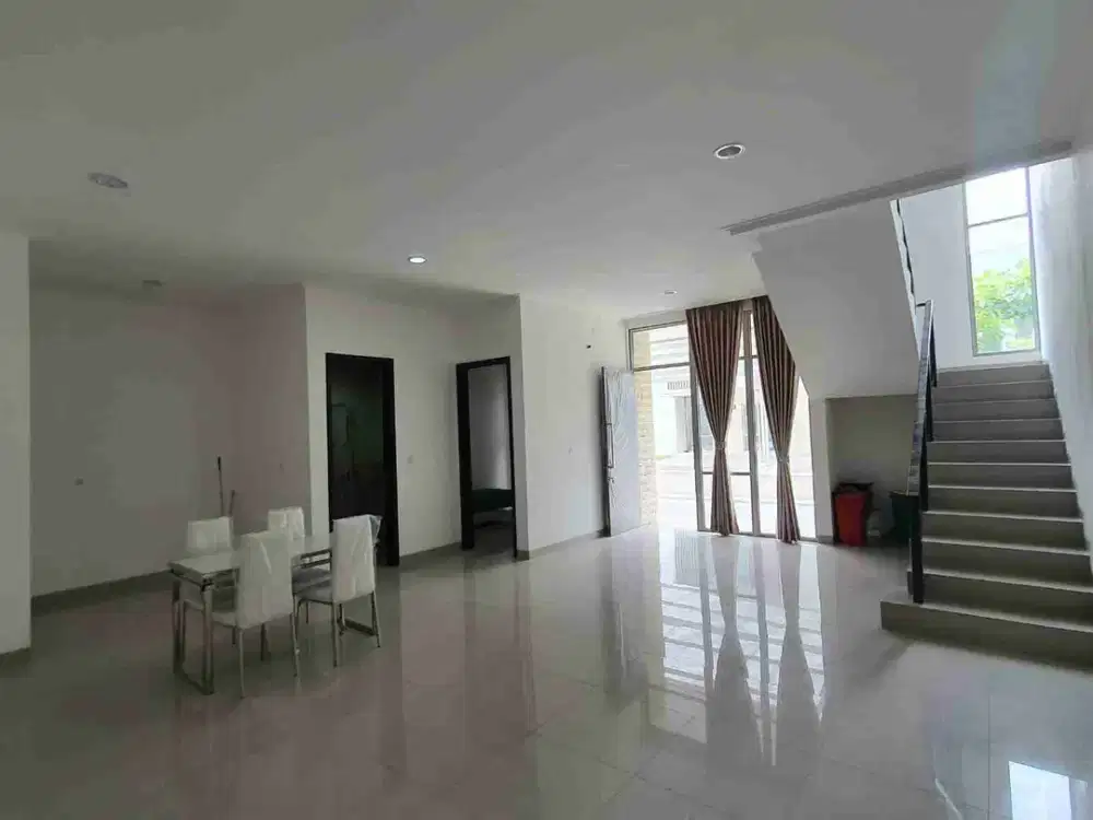 Disewakan Rumah Cluster Springville Pik2 uk 8x15m