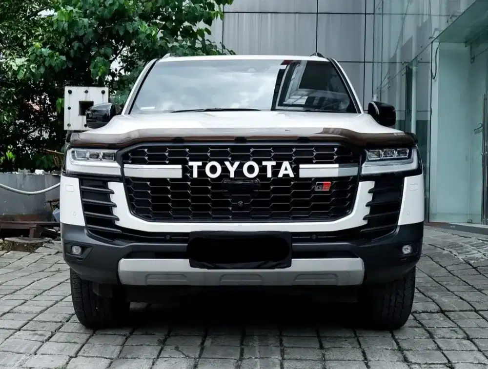 Toyota Land Cruiser 300 GR Sport 2024 ATPM