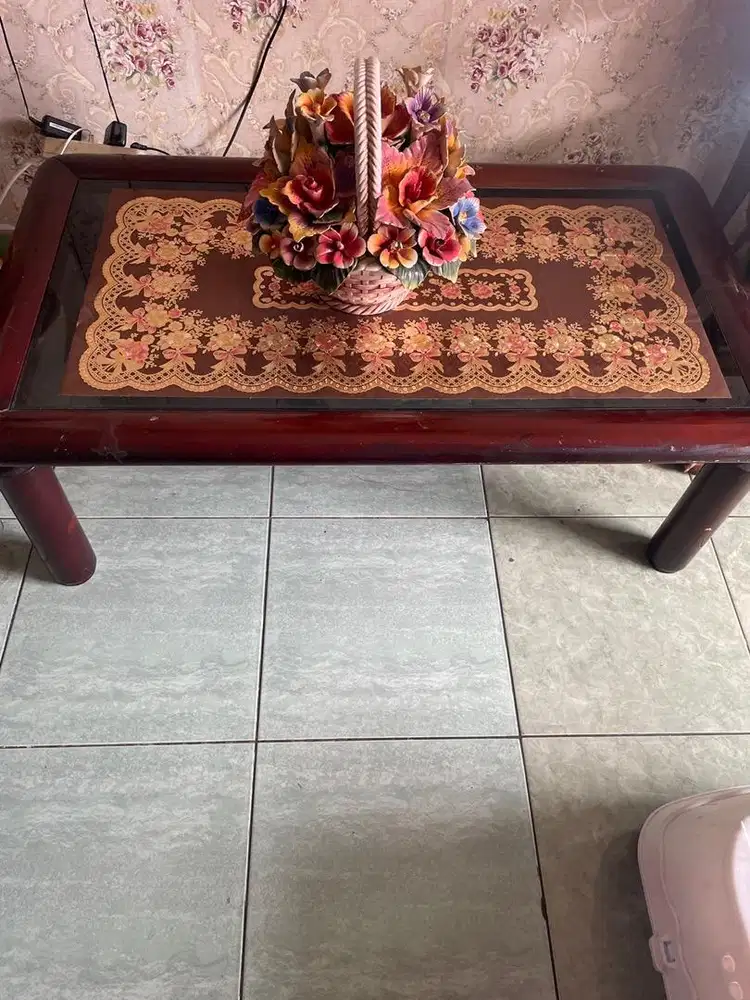 Meja kaca tebal gratis taplak nya