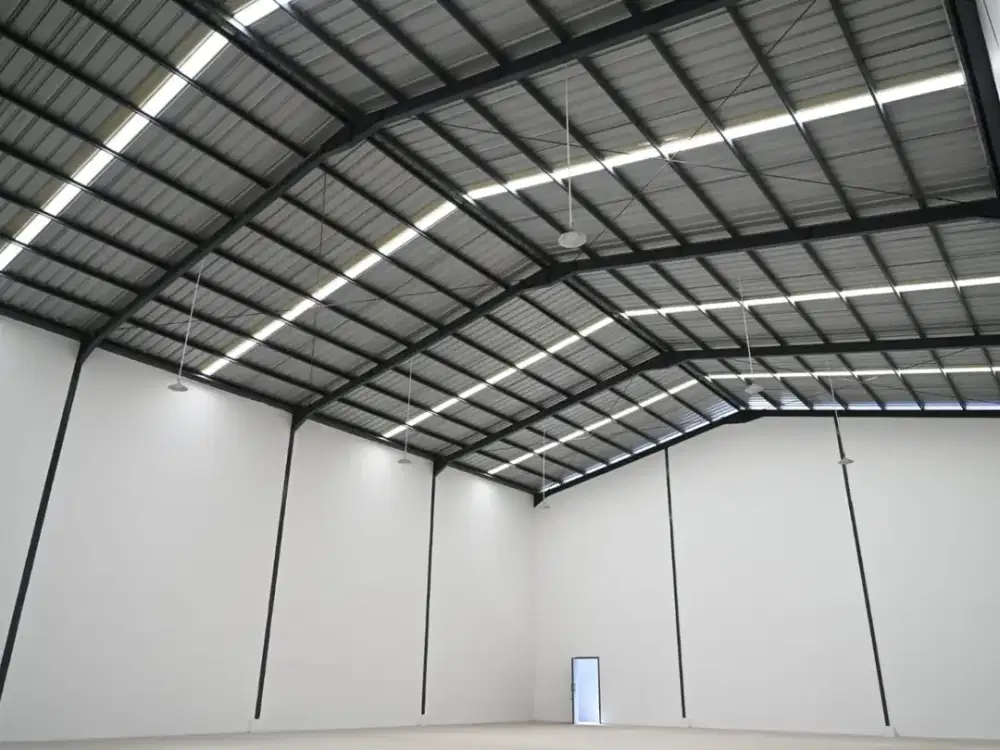 DI SEWAKAN CEPAT GUDANG KANTOR INDUSTRI 1.206M2 AKSES KONTAINER