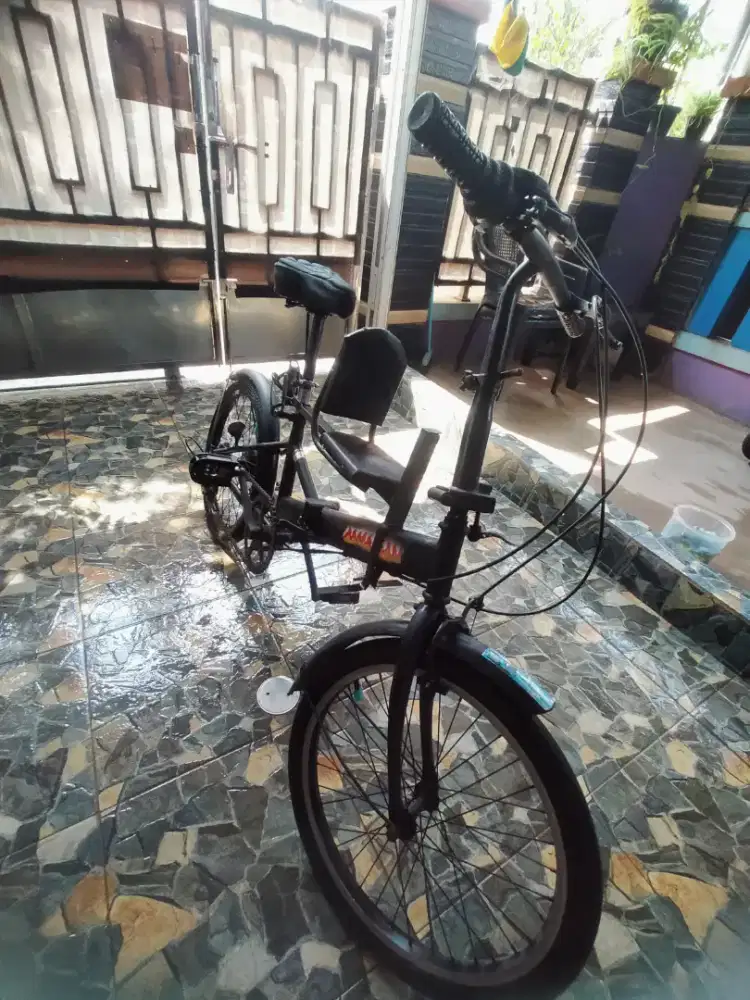 Sepeda jepang lipat