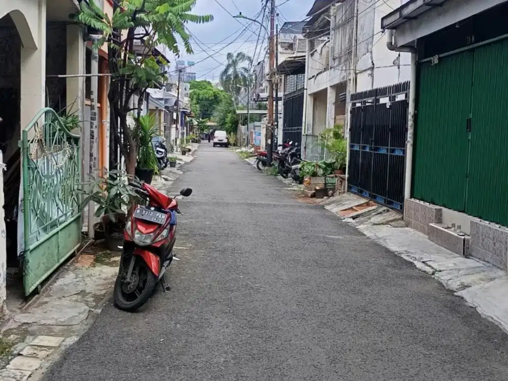 DIJUAL CEPAT RUMAH DI ROXY JAKARTA PUSAT (Blkg ITX ROXY MAS)