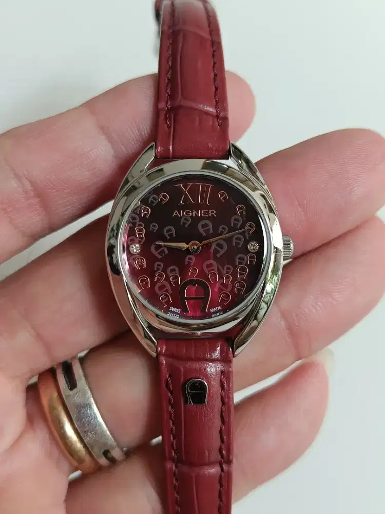 Aigner wanita cadola A120200 original bekas bagus normal semua