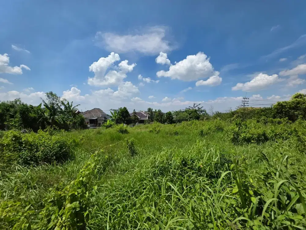 Lingkungan Asri Luas 200 m2 SHM Siap Akad luas 200