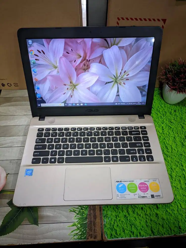 LAPTOP ASUS R411N RAM 2GB HDD 500GB CUMA RP 1 JUTAAN!